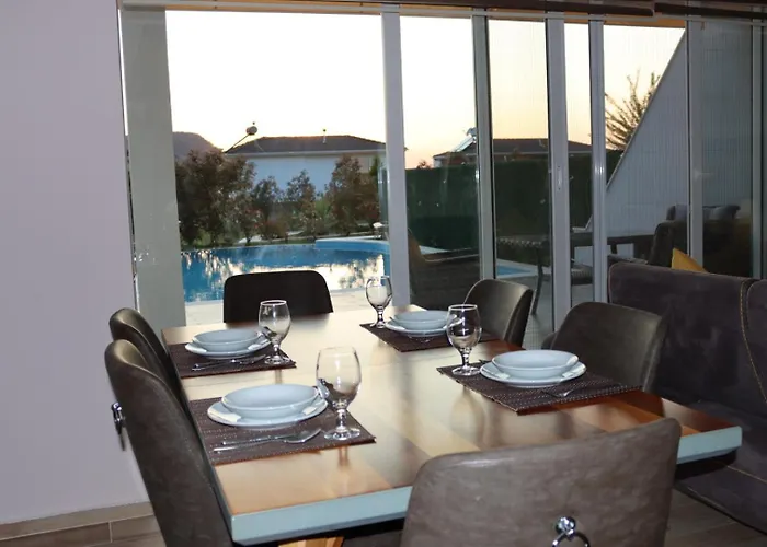 Vacation With Private Pool, Fethiye, Дом отдыха